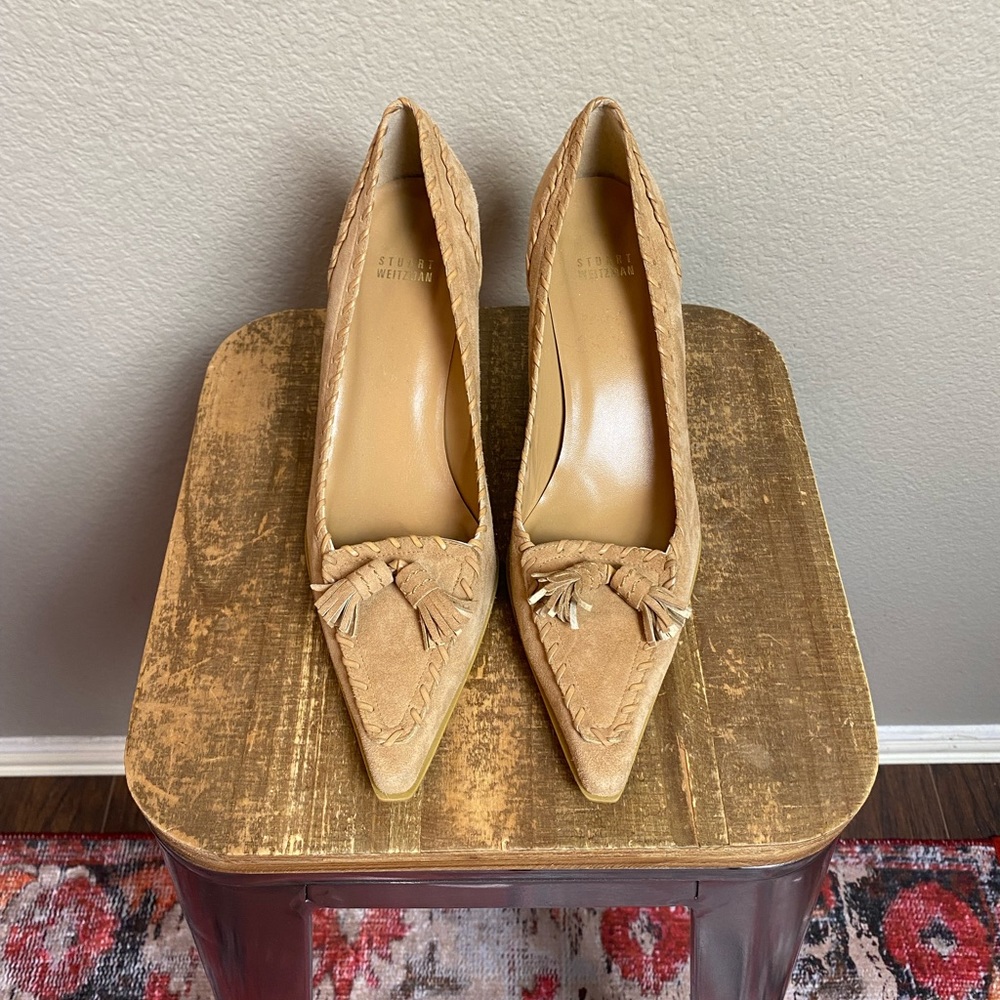 Stuart Weitzman Tan Suede  pointed Kitten Heels with Tassel Detail